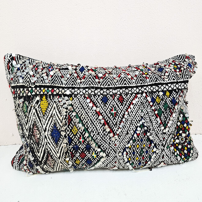 Moroccan Pillow kelim