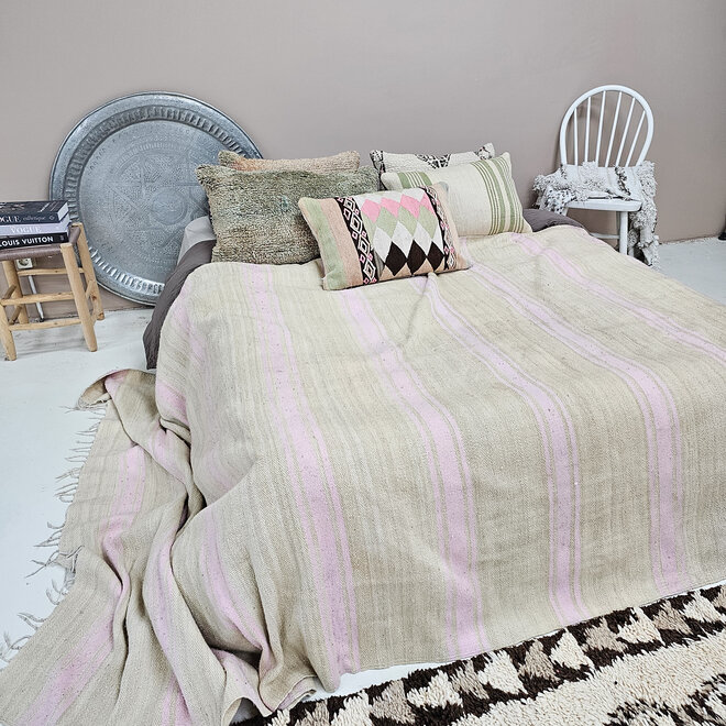 Moroccan blanket deals