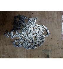 KET-X10, Ketting KMC ZilverGrijs X10 116 links met missing link