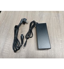 Lader 42V 2Amp, 5.5x1.2mm pin, voor STAERK DAPU accu