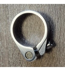 ZDK902; zadelpenklem 34,9 zilver