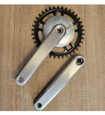 CRA221; Crankstel Miranda 38T Delta thin chainflow silver