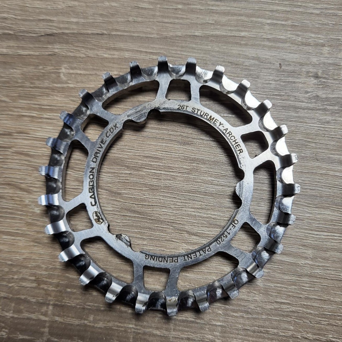 TW-CDX-26T SA; CDX achtertandwiel Gates 26T STURMEY ARCHER.