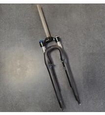 vvo28lo-286x240; Voorvork zwart AHS28,6x240 LO Vbrake en disc