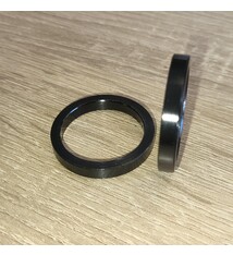 BAL-SP5; Spacer 28,6x5mm zwart