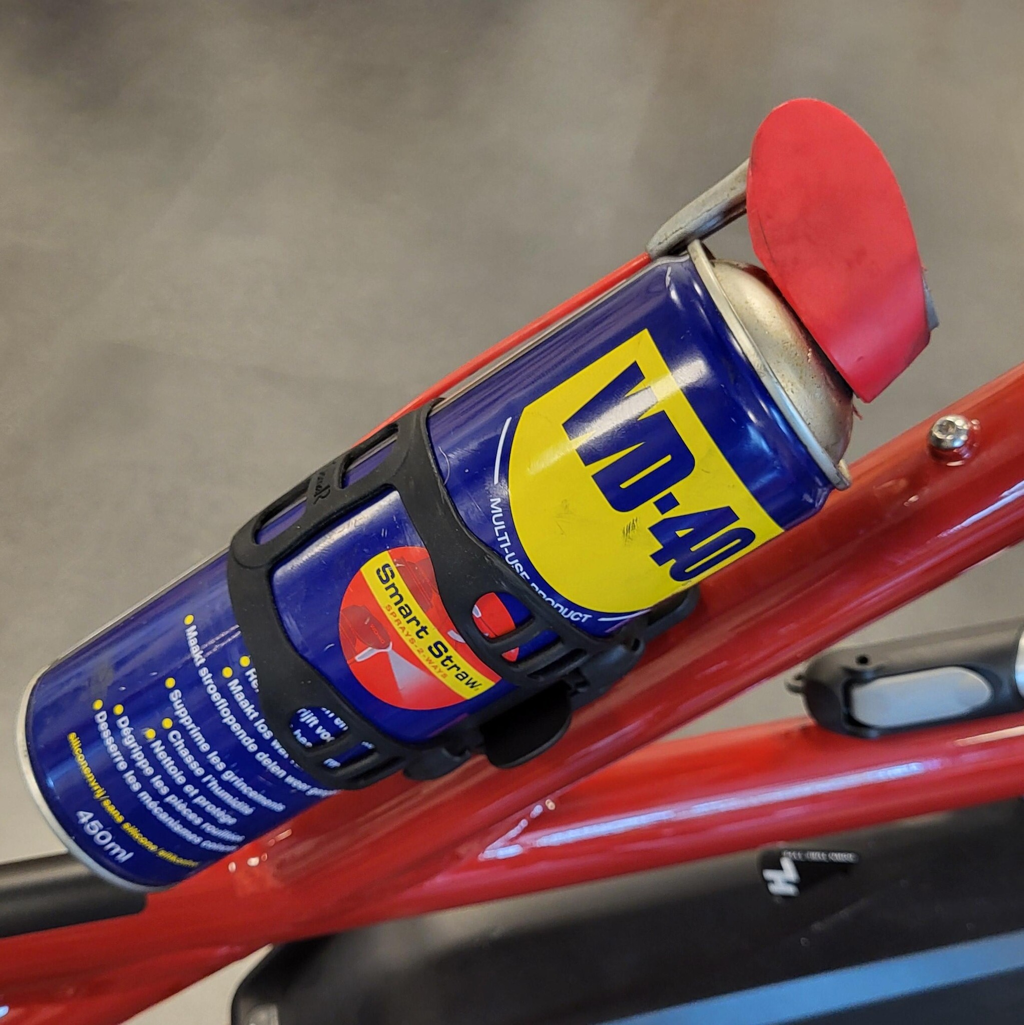 BID64-MAGN; Magnetische bevestiging voor bidons/flesjes