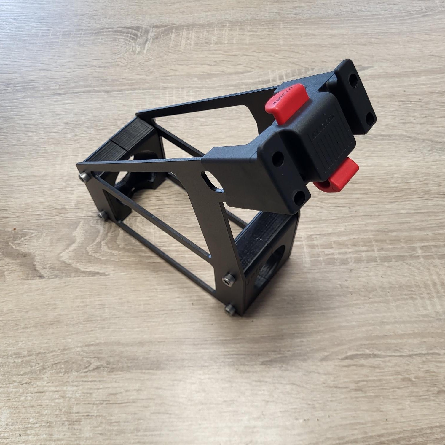 JP7060; Klickfix houder op van Raam easyrider