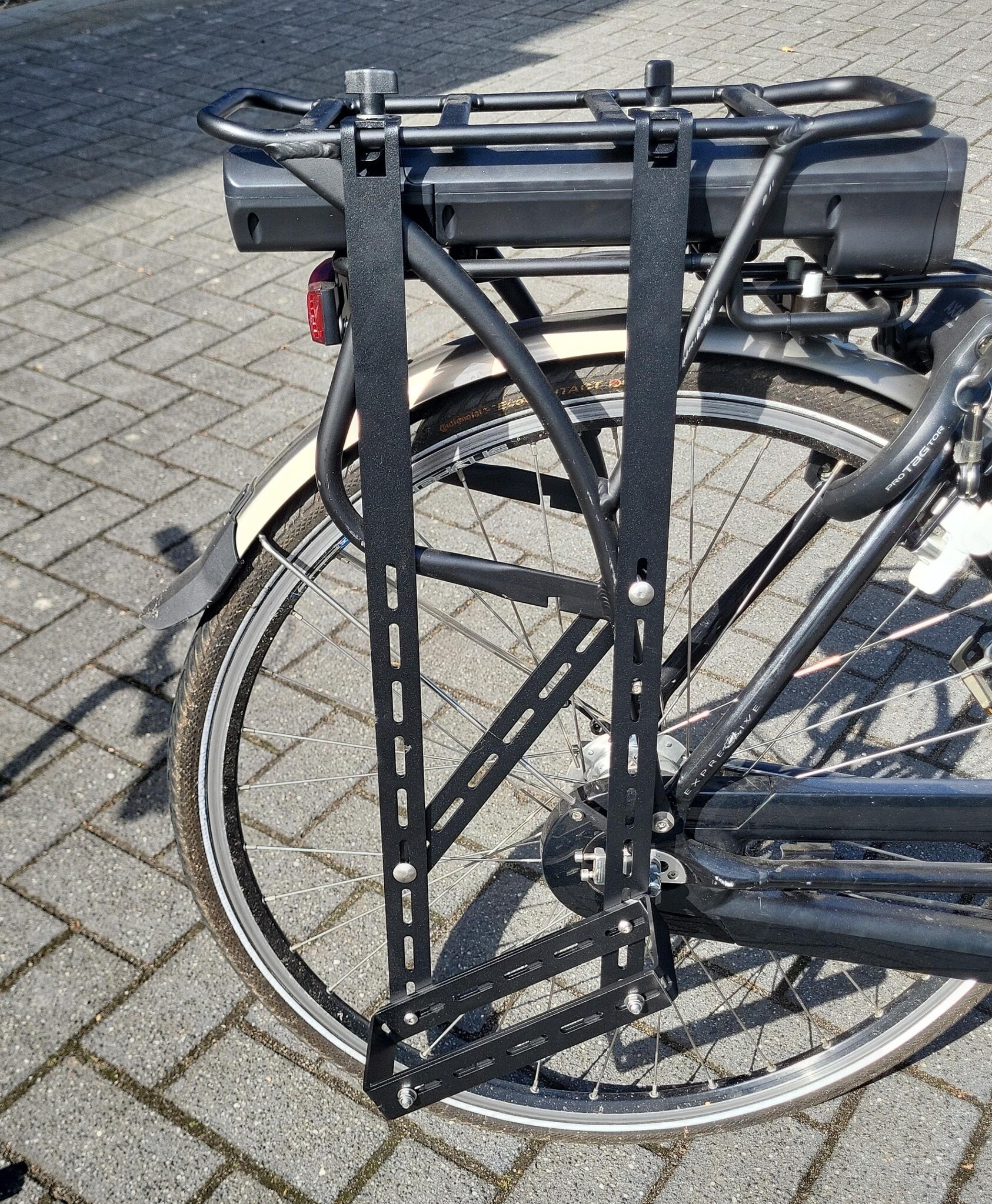 3mm JP7610; Optie Go-On, Aanhang beugel fiets