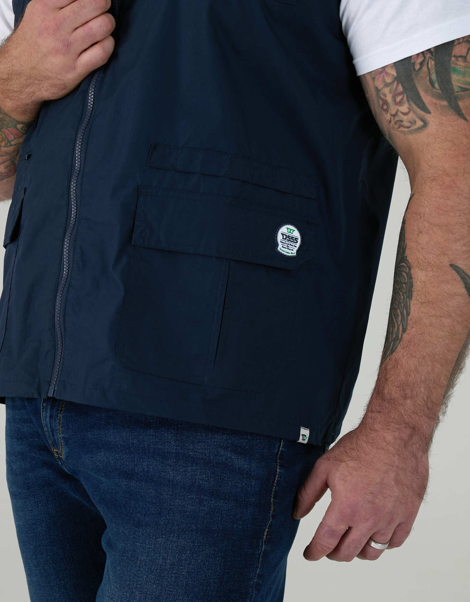 D-555 mouwloos vest ENZO D-555