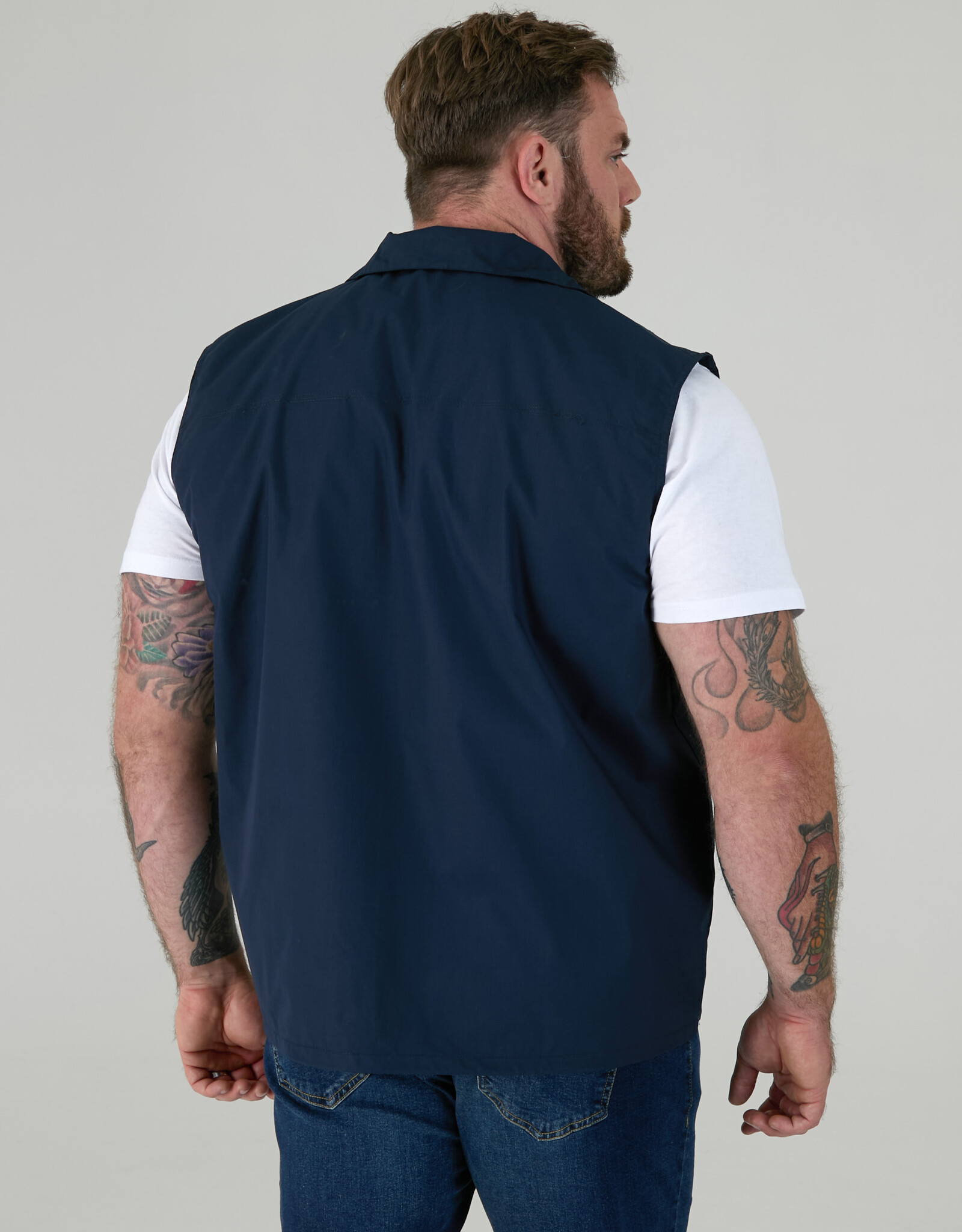 D-555 mouwloos vest ENZO D-555