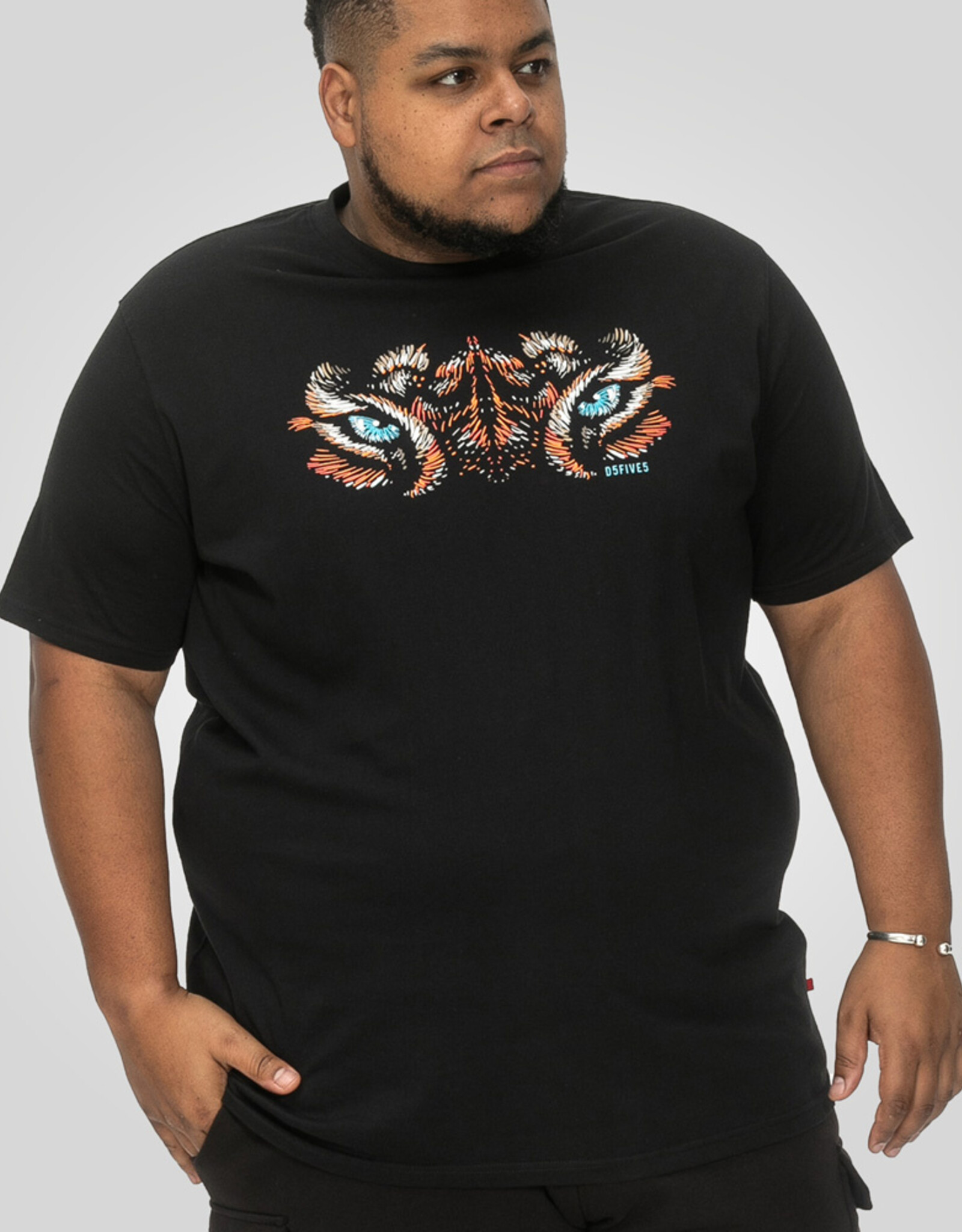 D-555 T-SHIRT Leamington tijgerogen zwart