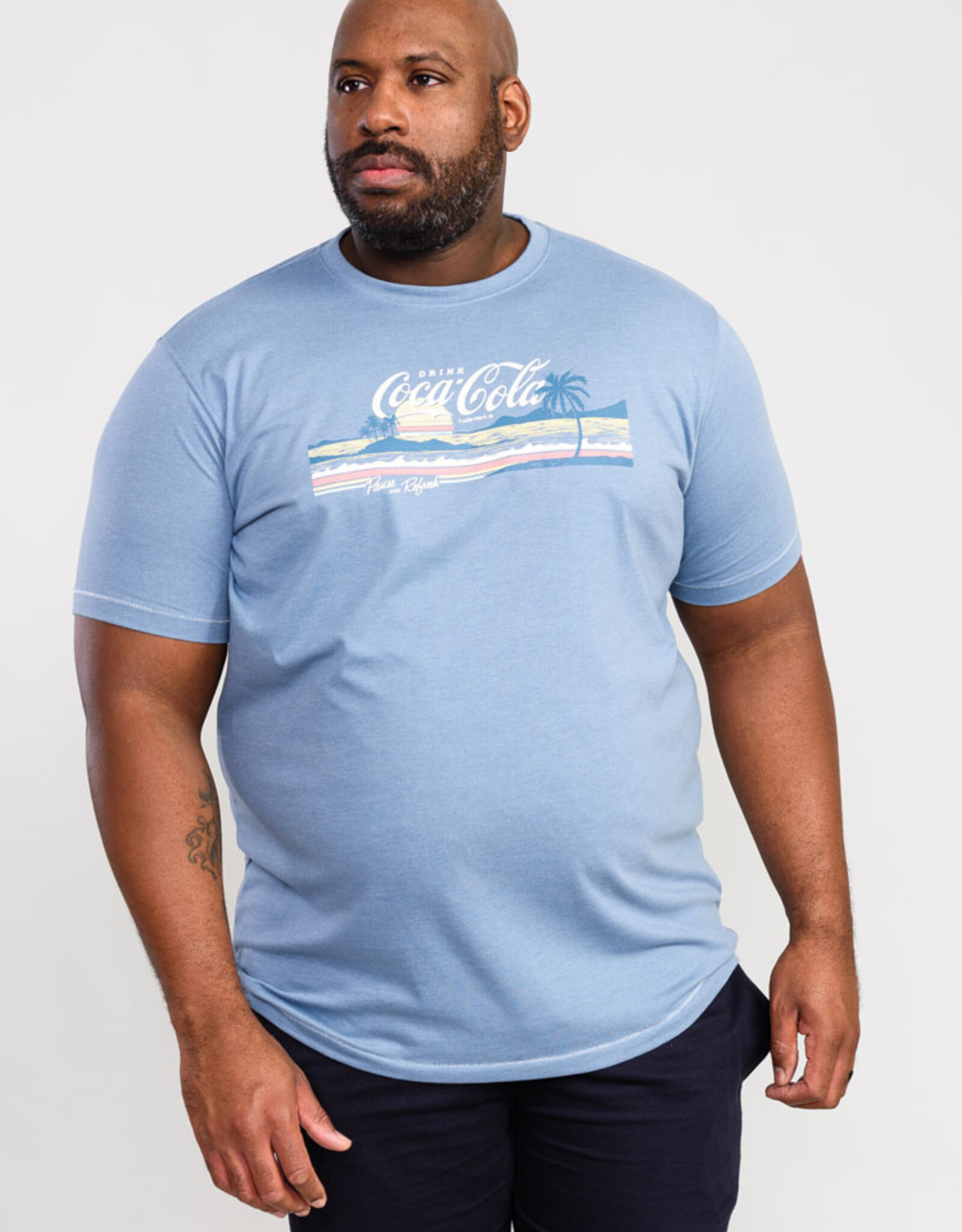 D-555 T-SHIRT norfolk-D555 offical coca-cola beach scene