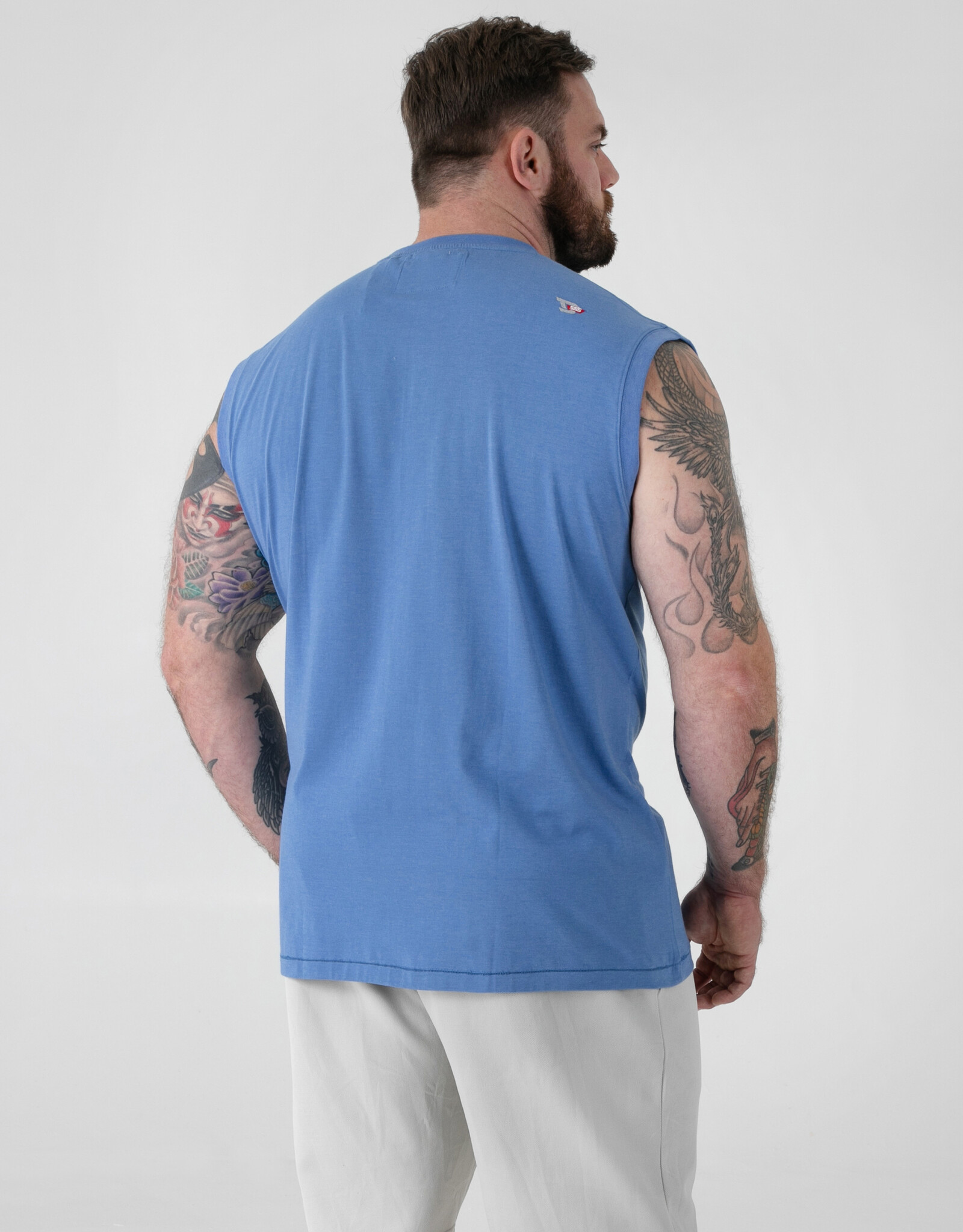 D-555 SINGLET- REEVES-D555 South Beach Miami