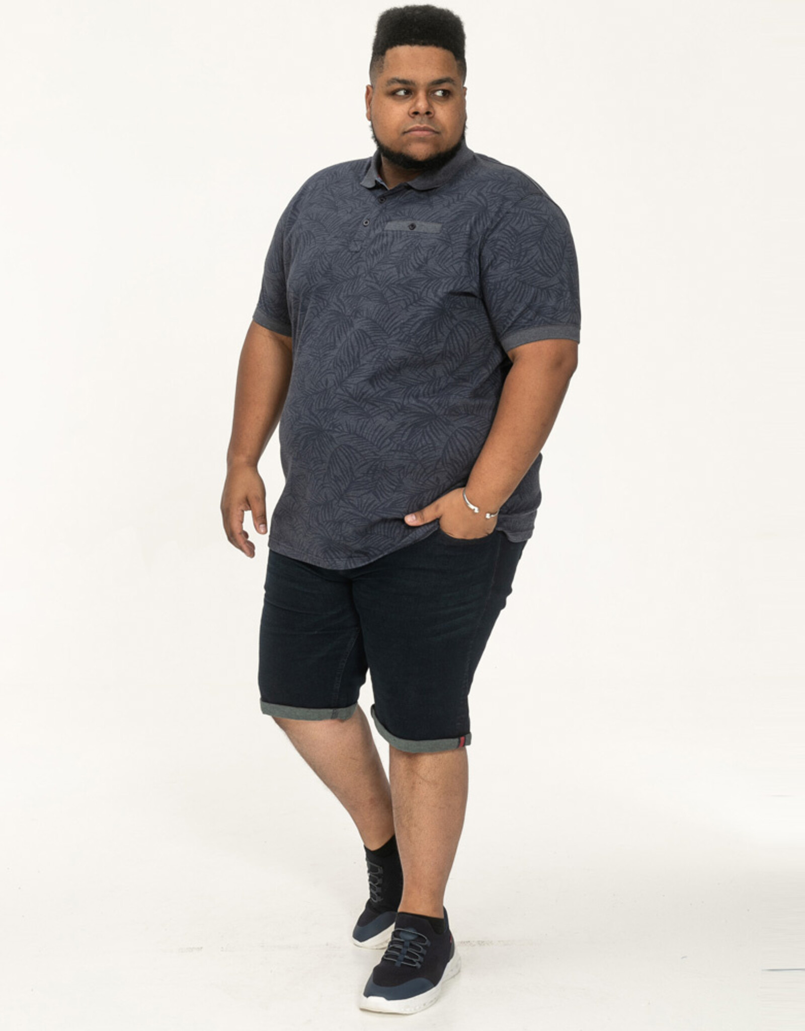 D-555 POLOUTTOXETER-D555 Aop Leaf Print korte mouw