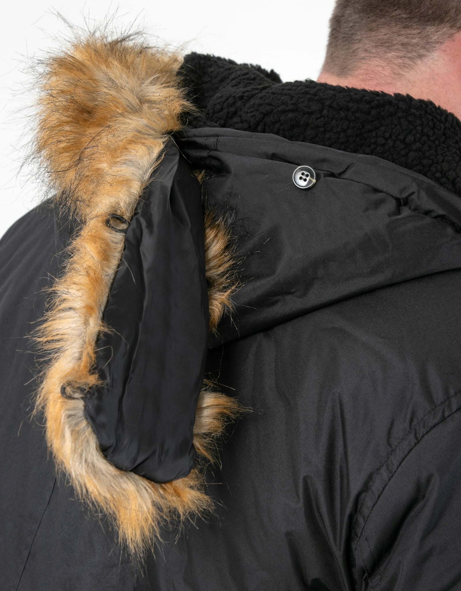 D-555 PARKA met capuchon 'Lovett' khaki