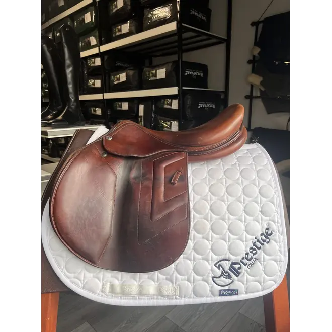 F2S Jumping Saddle 2024