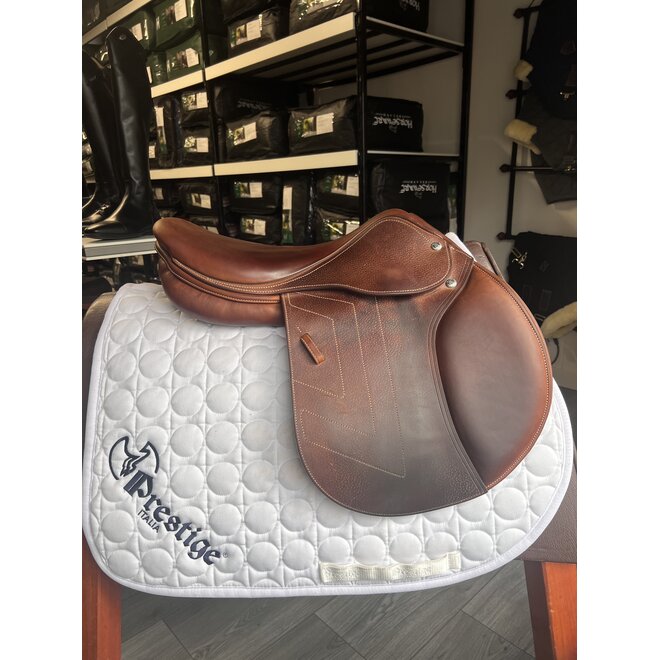 F Jumping Saddle 2025
