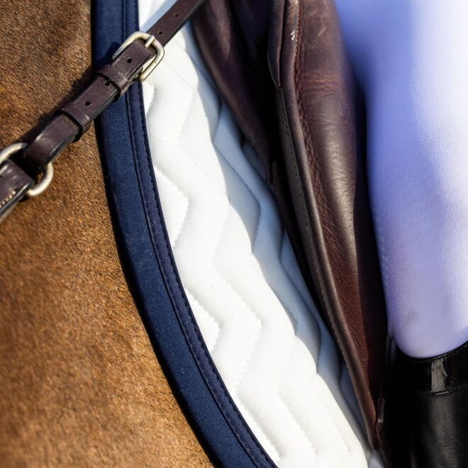 Jumping Saddle Cloth Arrow