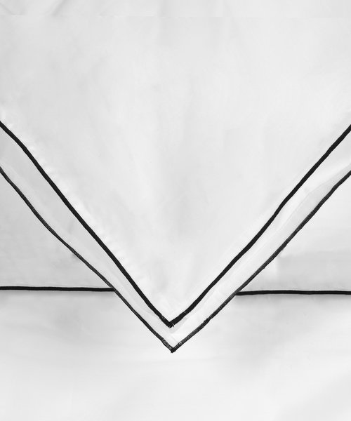 RIMINI WHITE-OFF BLACK