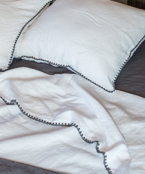 Felice Bettbezug white-stitching dark grey