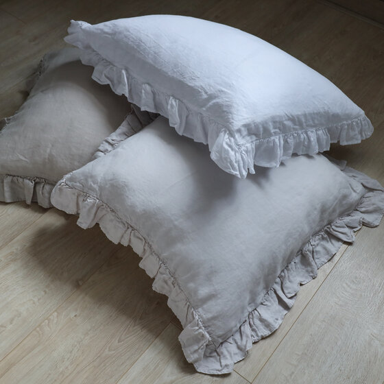 Lily pillowcase
