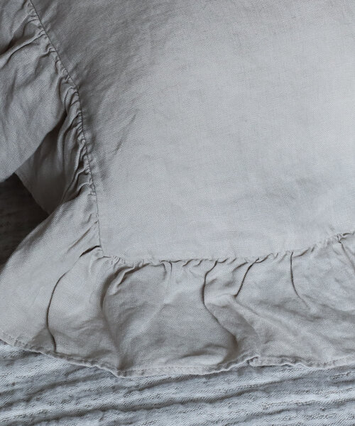 Lily pillowcase