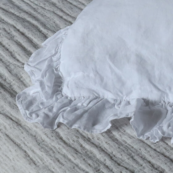 Lily pillowcase