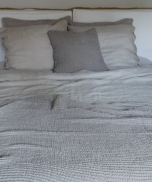 Fiora plaid  und Kissen