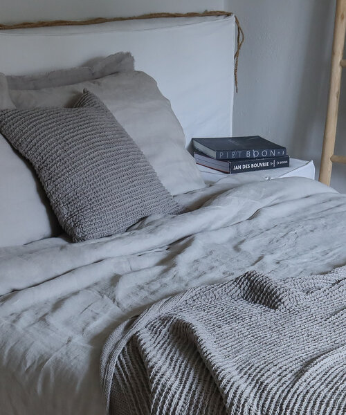 Fiora plaid  und Kissen