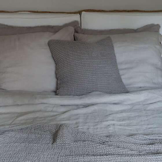 Fiora plaid  und Kissen