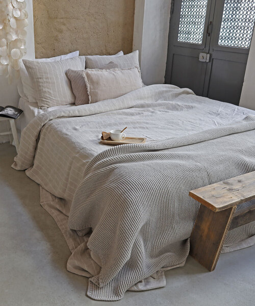 Noa dekbedovertrek streep Beige-Off White small stripe