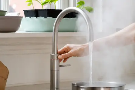 Kokend water kraan onderhoud