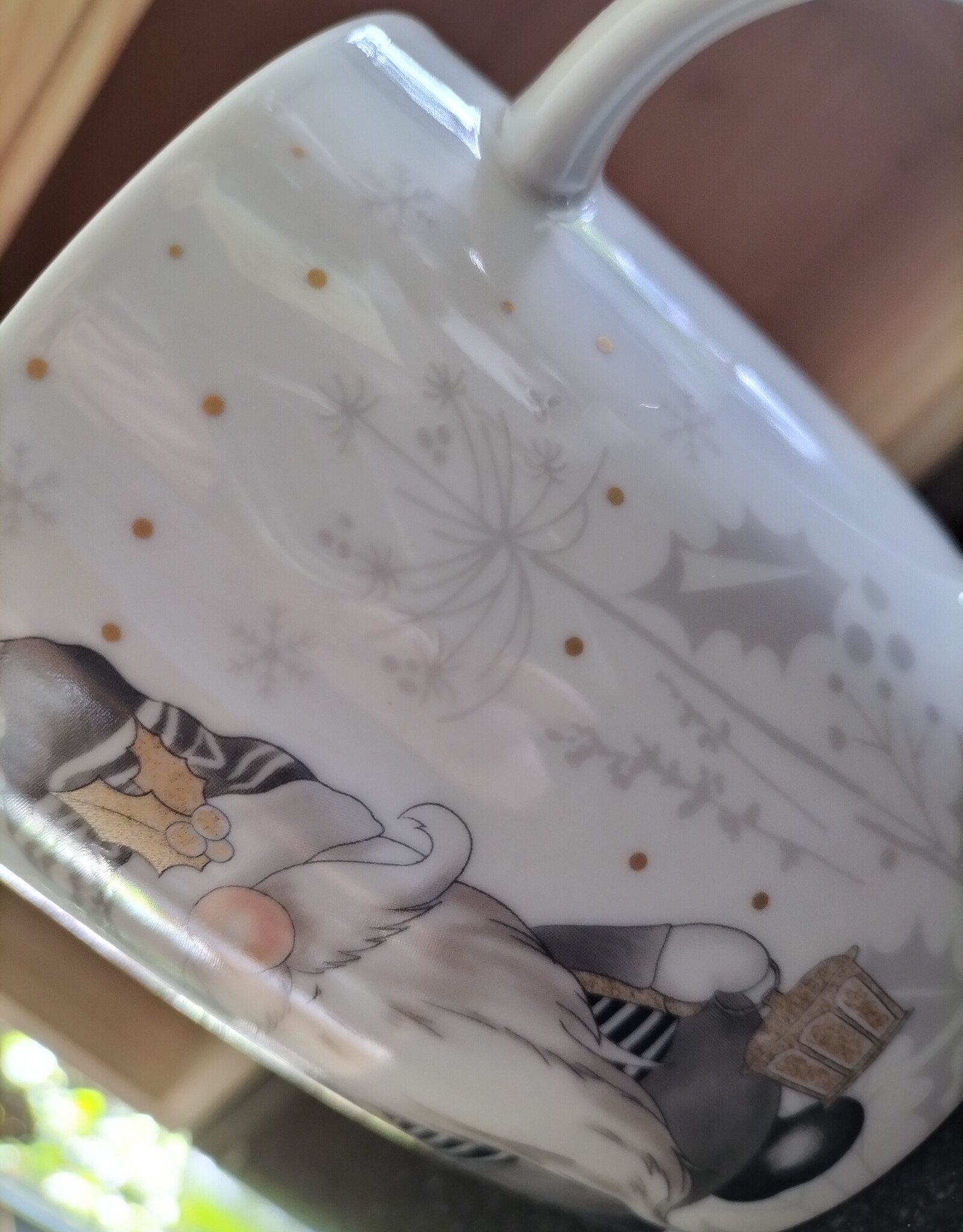 tea and herbs Kerstgnome beker met oor (300ml.) 2 soorten