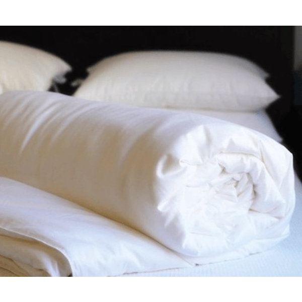 Mid-season silk duvet with cotton cover