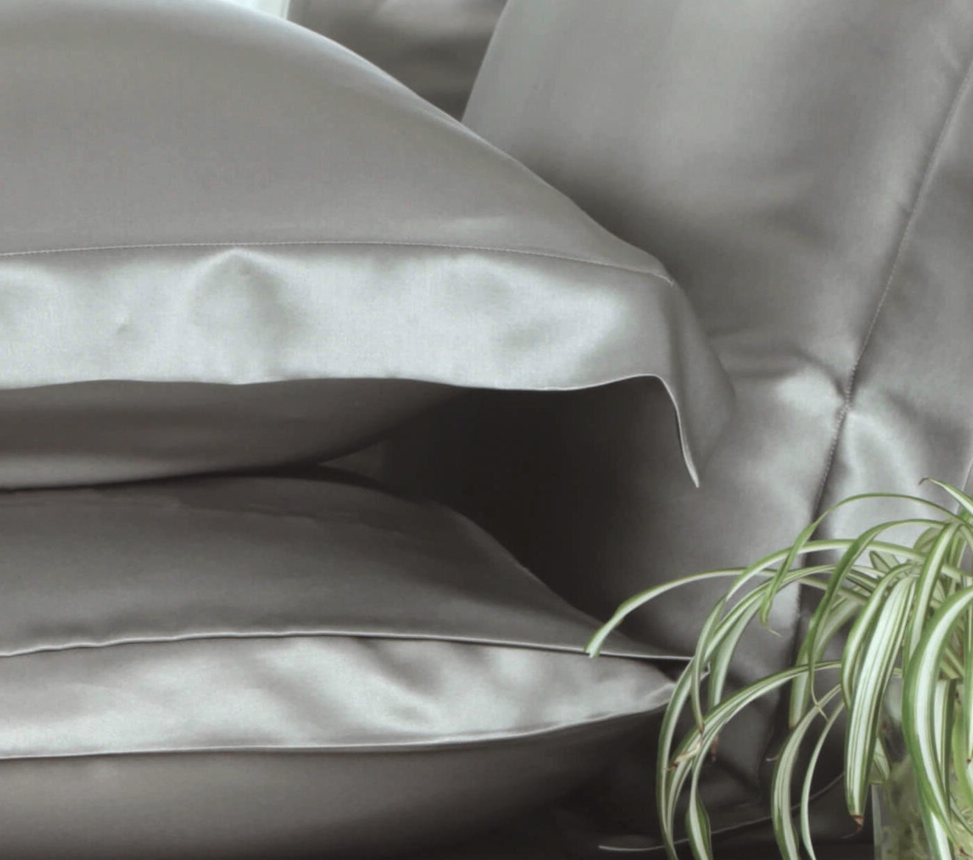 Taie d'oreiller 100% soie: thérapie de beauté pendant le sommeil - Silkmood