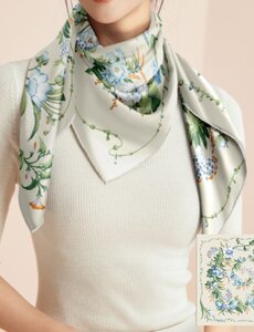 Bufanda de seda floral