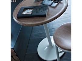 Magis Pipe tafel rond en rechthoekig Pipe tafel rond en rechthoekig