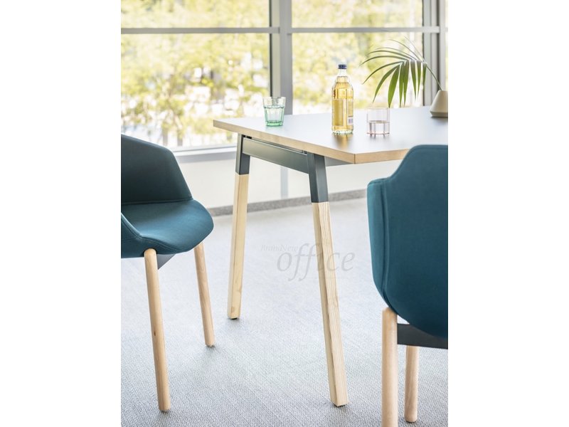 Ogi Wood Table en bois