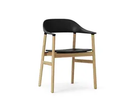 Herit armchair  met kunststof zitvlak en eikenhouten poten