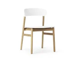 Herit chair met kunststof zitvlak en eikenhouten poten