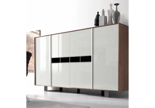 Lloyd armoire