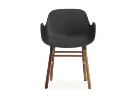 Form armchair walnoot