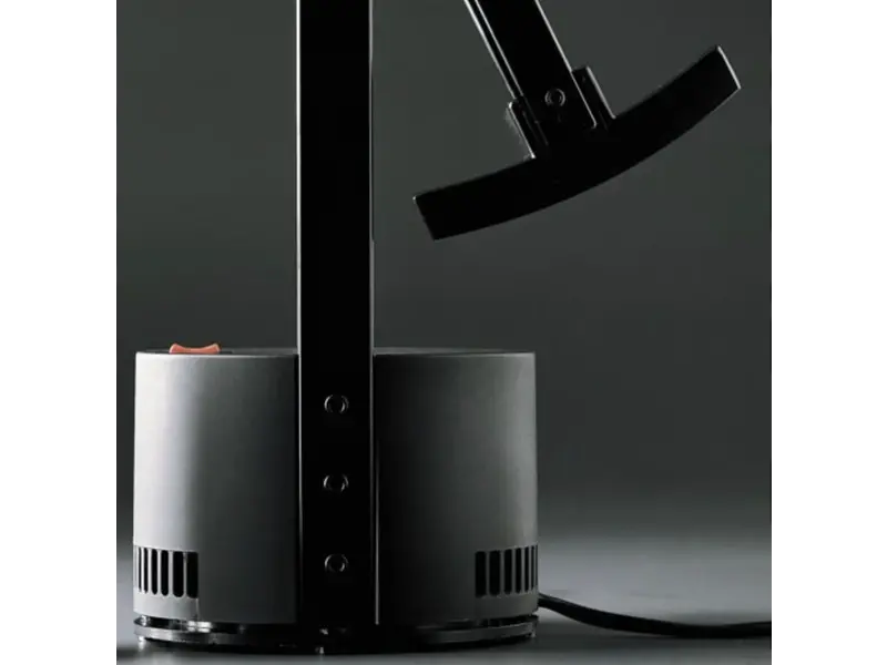 Tizio micro lamp