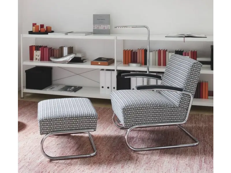 S411 fauteuil in Maharam stof