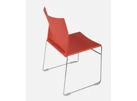 Scoop chaise empilable