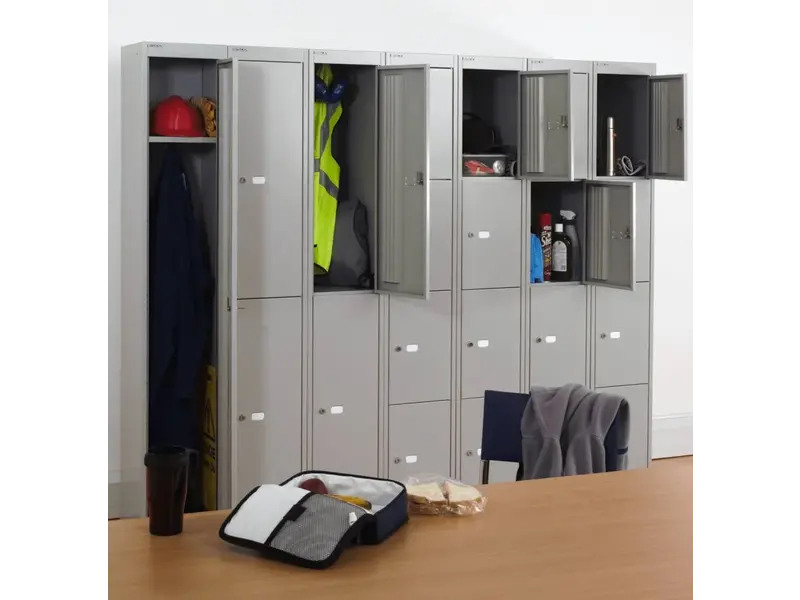 Garderobe 4 compartimenten