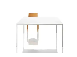 Passe-Partout table