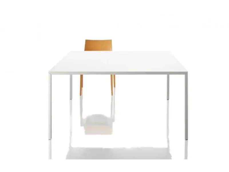 Passe-Partout table