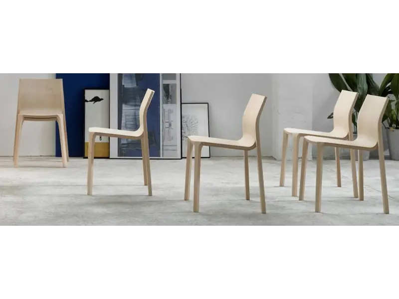 Silu chaises en frêne teinté