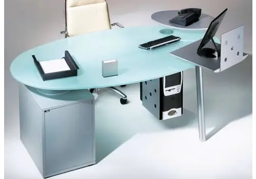 Isotta bureau ovale